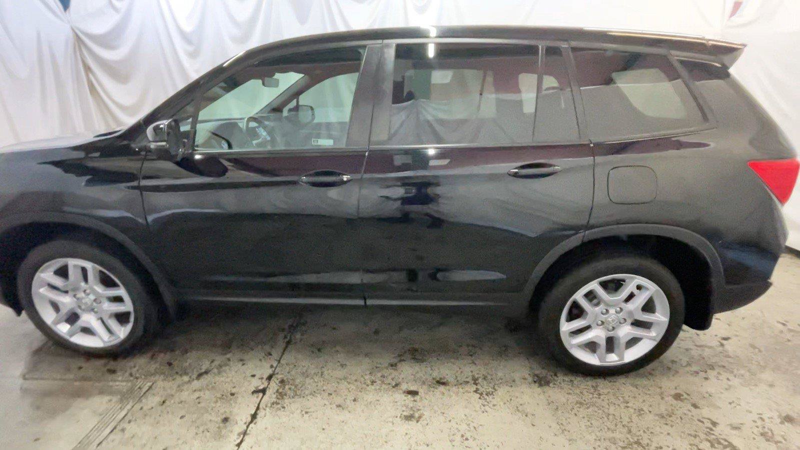Certified 2025 Honda Passport EX-L image 13