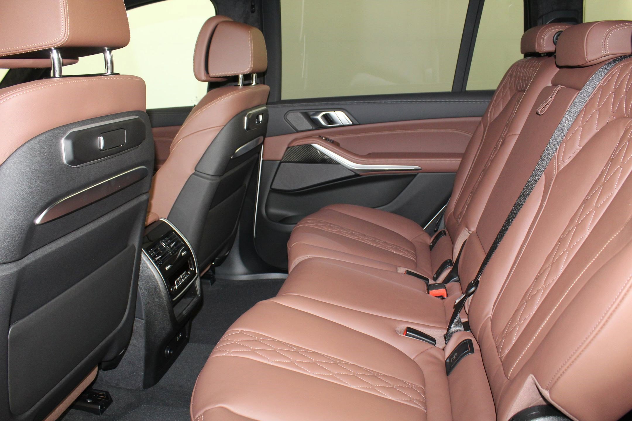 New 2026 BMW X7 M60i image 26