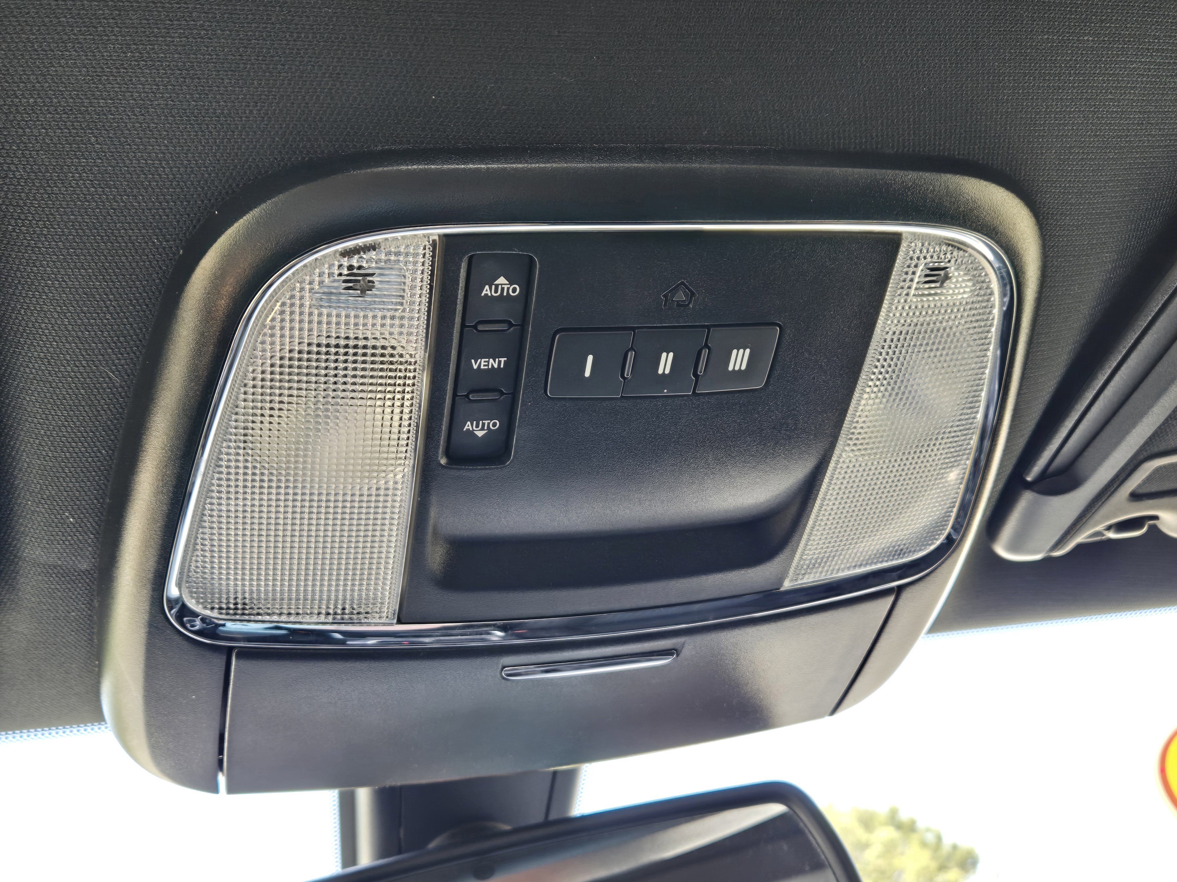 Used 2019 Dodge Charger GT w/ Performance Handling Group RWD image 29
