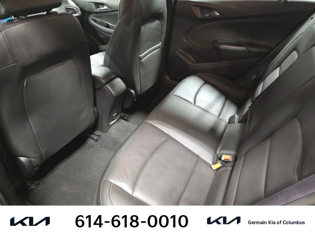 Used 2017 Chevrolet Cruze Premier image 19