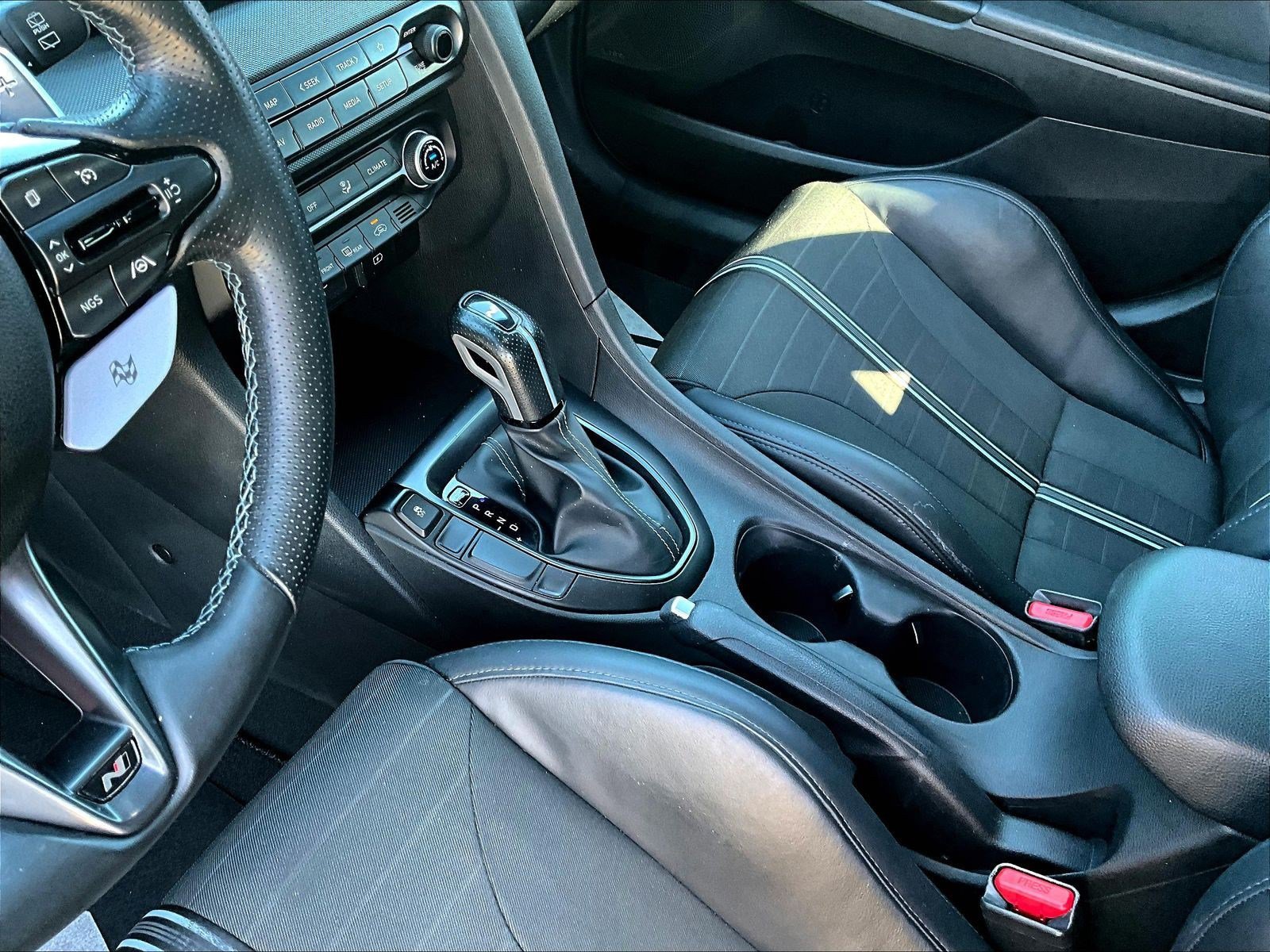 Used 2022 Hyundai Veloster N FWD image 17