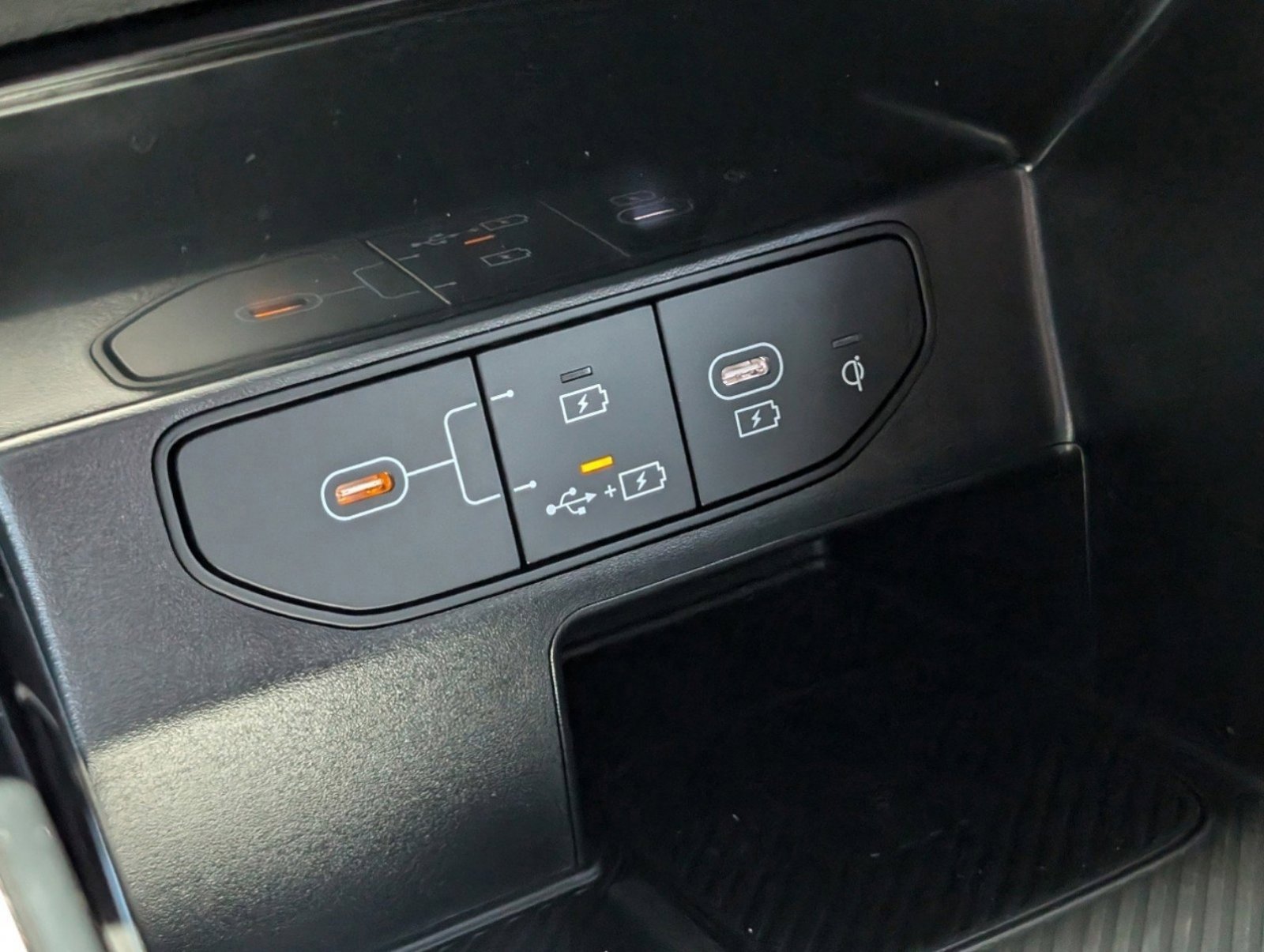 Used 2024 Kia Sorento SX Prestige w/ Olive Brown Leather Package image 29