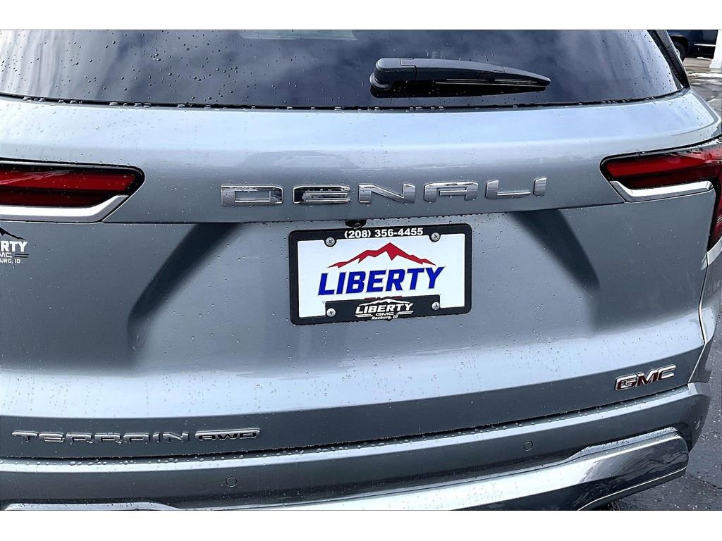 New 2026 GMC Terrain Denali image 9