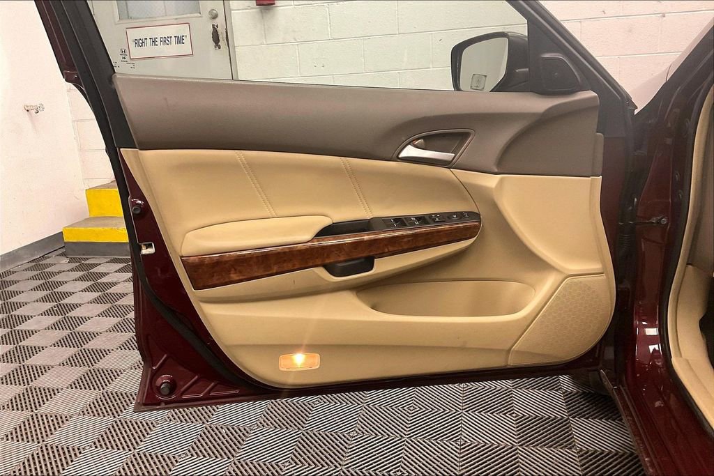 Used 2008 Honda Accord EX-L image 23