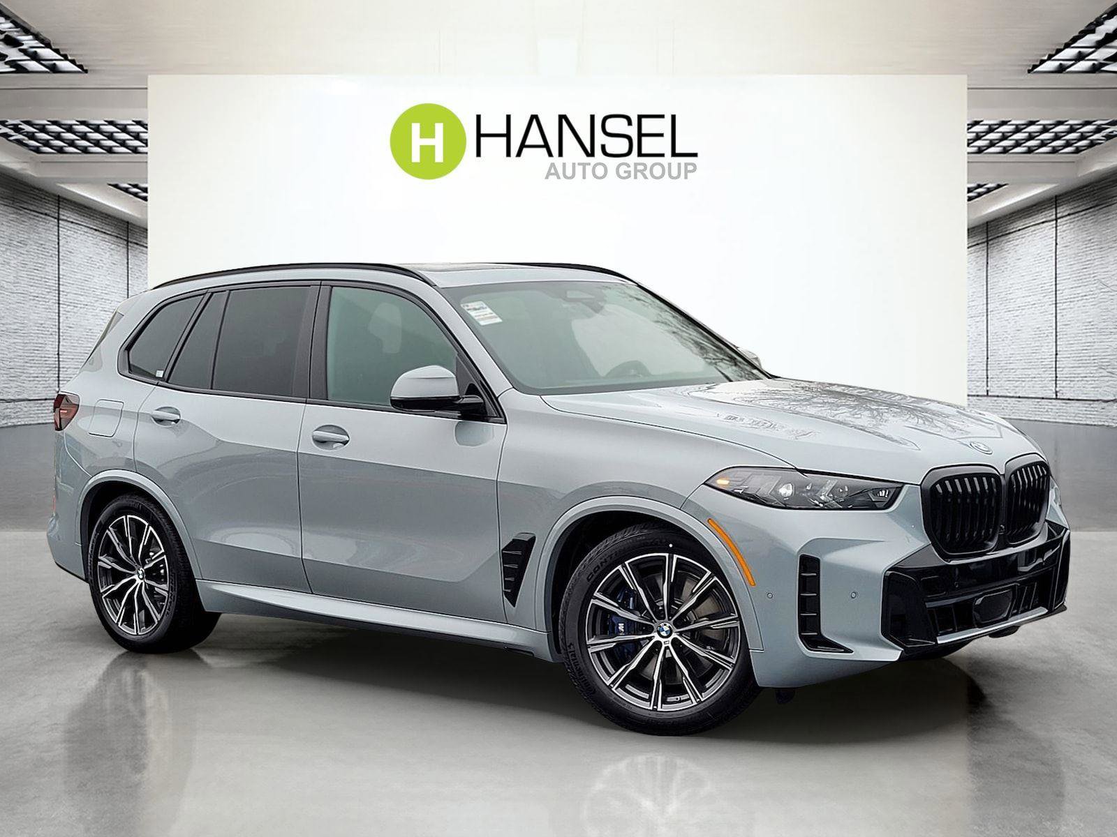 New 2026 BMW X5 xDrive50e w/ M Sport Package