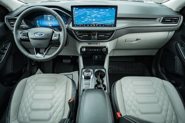 Used 2023 Ford Escape SE w/ PHEV Premium Package FWD image 21