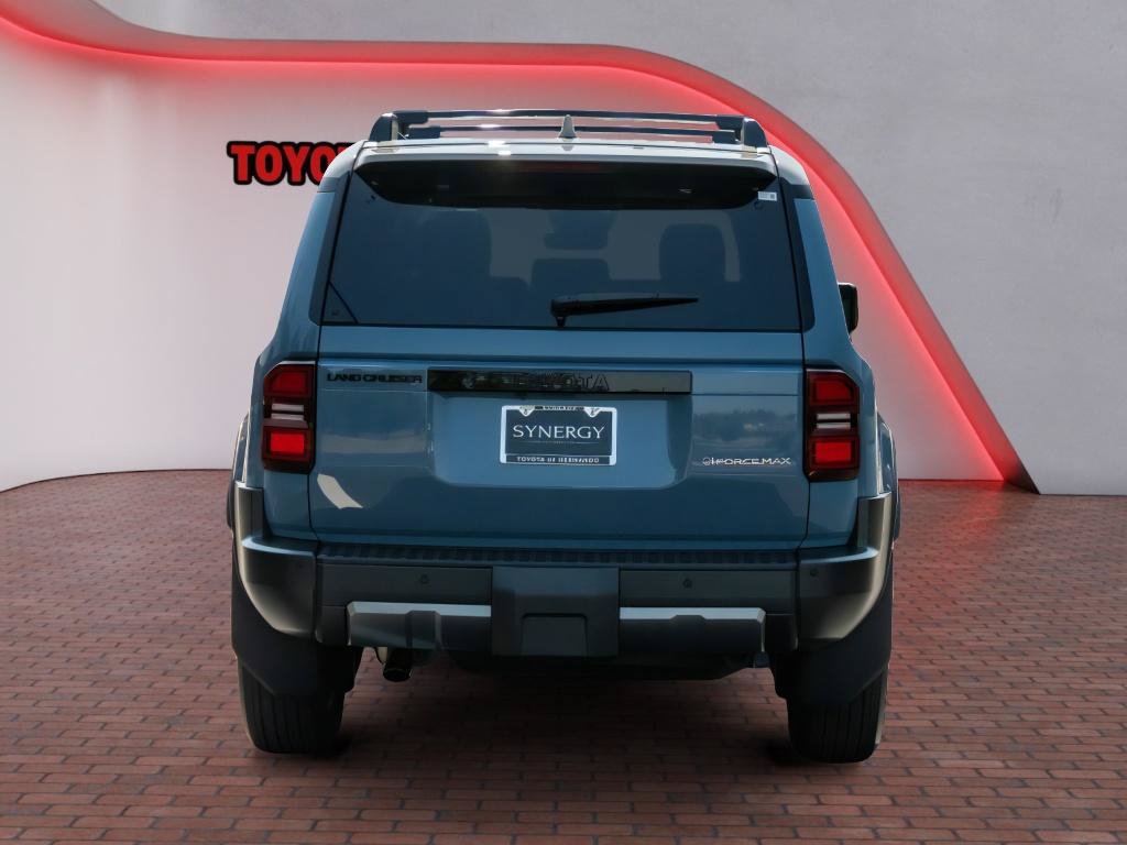 Used 2025 Toyota Land Cruiser w/ Premium Package AWD/4WD image 6