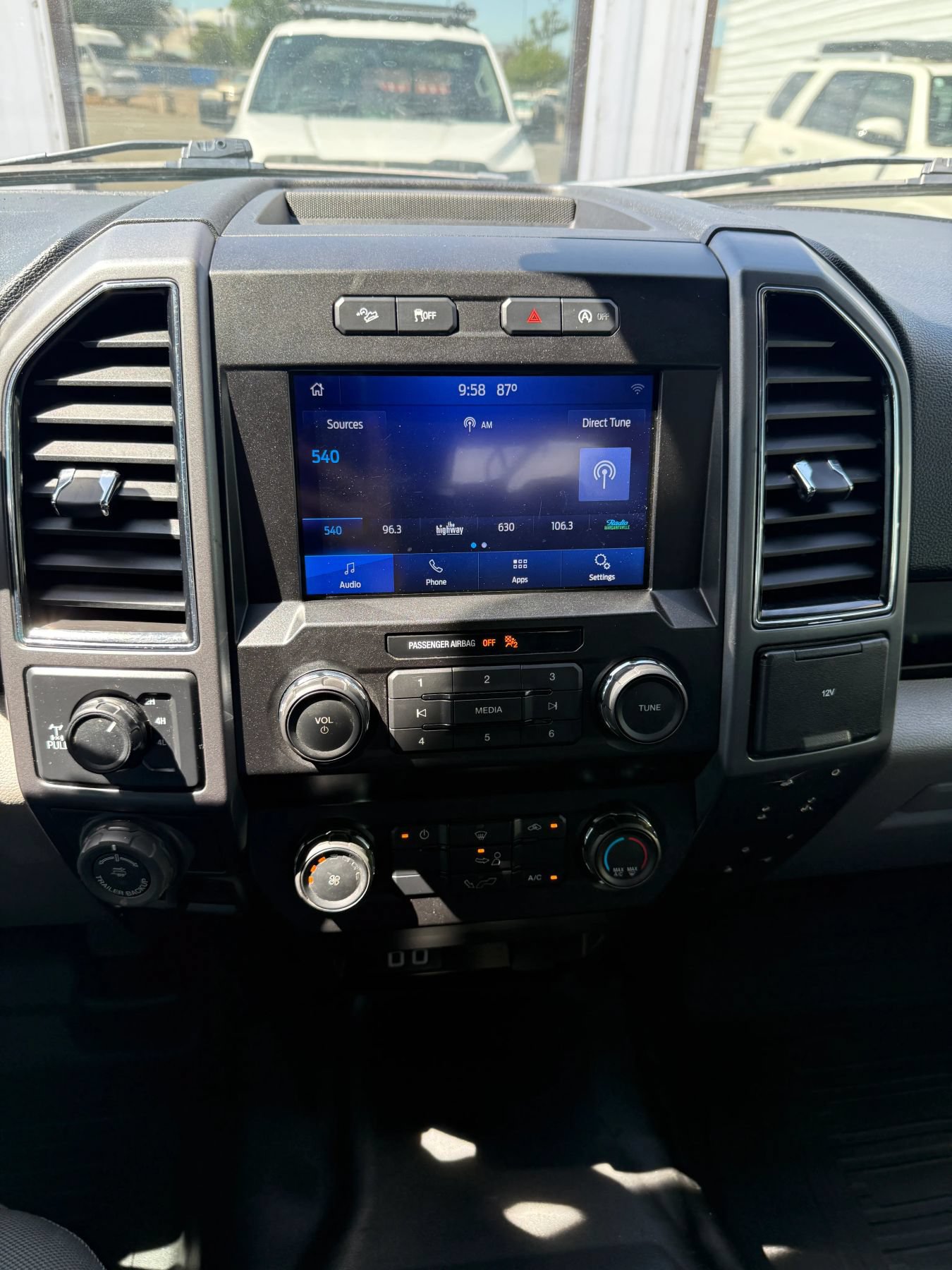 Used 2019 Ford F150 XLT w/ Max Trailer Tow Package AWD/4WD image 19