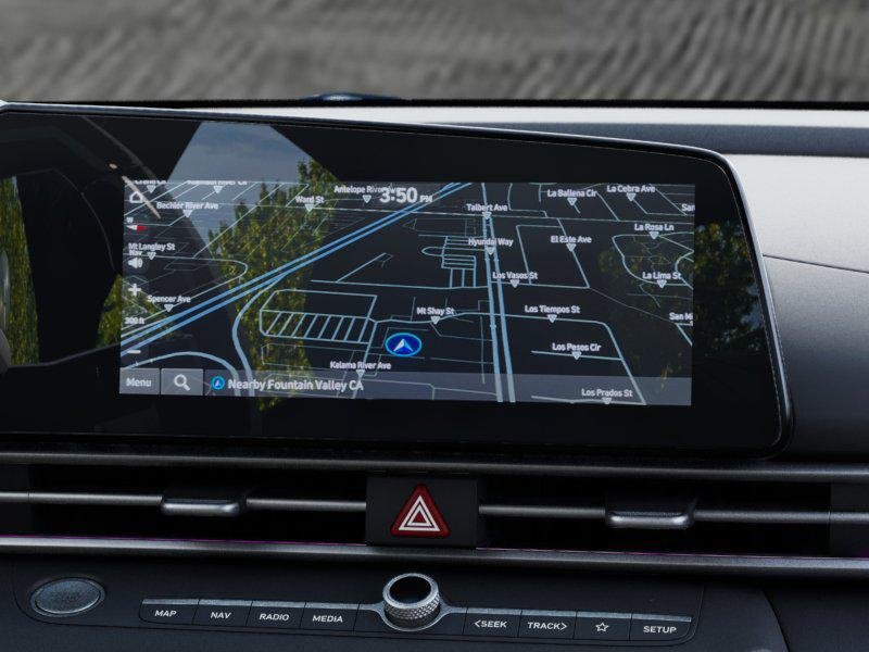New 2026 Hyundai Elantra SEL FWD image 13
