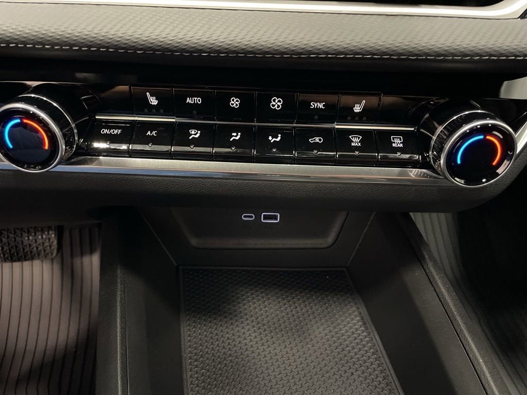 New 2026 Chevrolet Equinox LT w/ Convenience Package II image 22