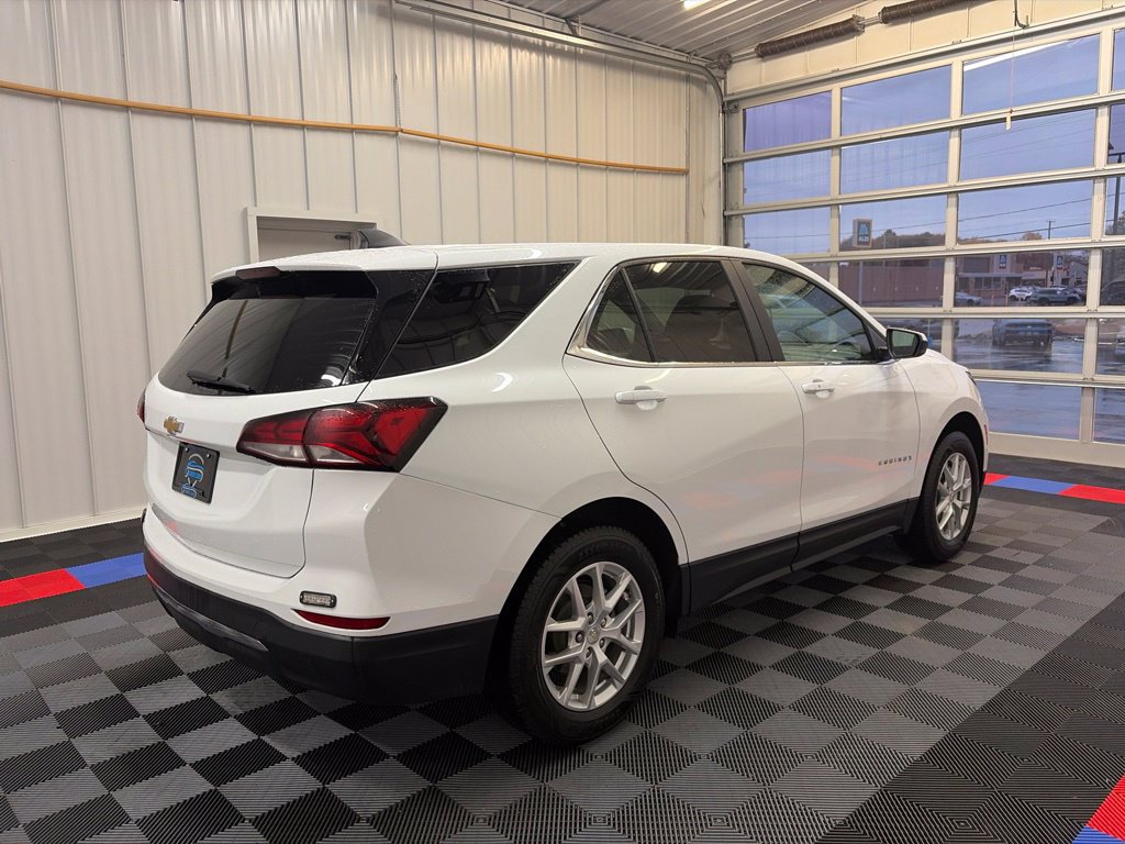 Used 2023 Chevrolet Equinox LT AWD/4WD image 4