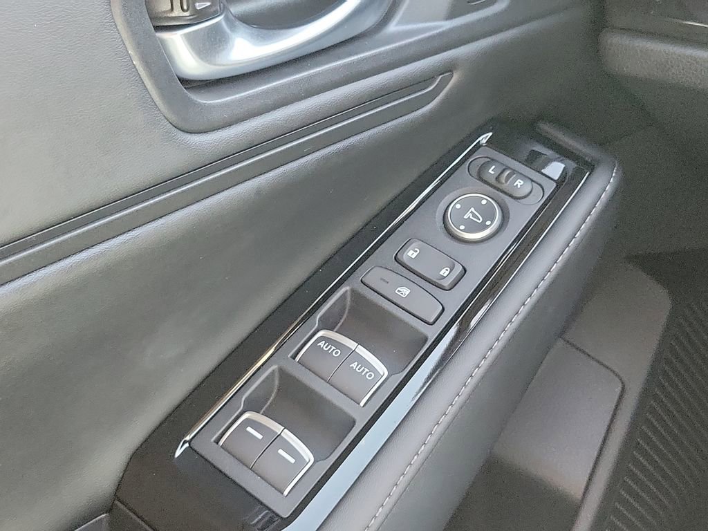 Used 2025 Honda Accord Touring image 24