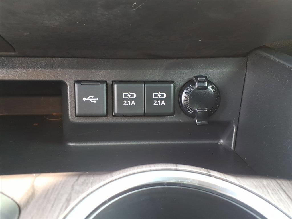 Used 2021 Toyota Highlander Limited AWD/4WD image 24