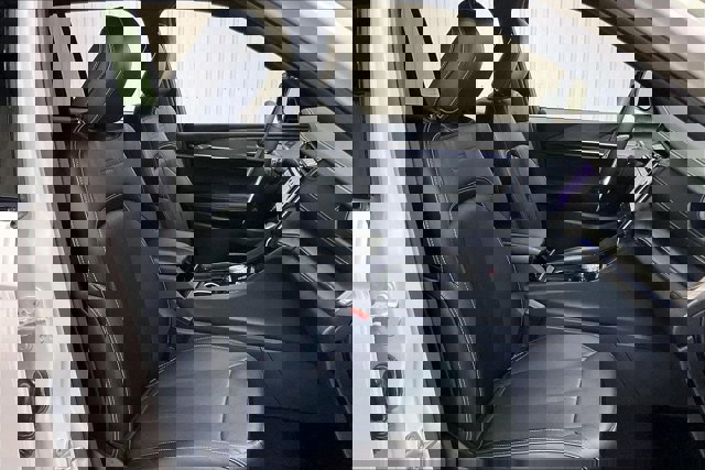 Used 2023 Jeep Grand Cherokee Overland image 7