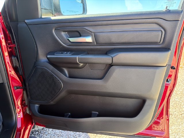 New 2027 RAM 1500 Express AWD/4WD image 30