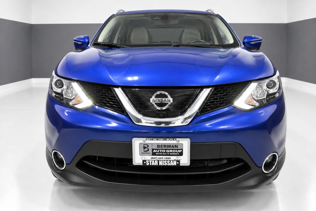Used 2017 Nissan Rogue Sport SL w/ SL Premium Package AWD/4WD image 4