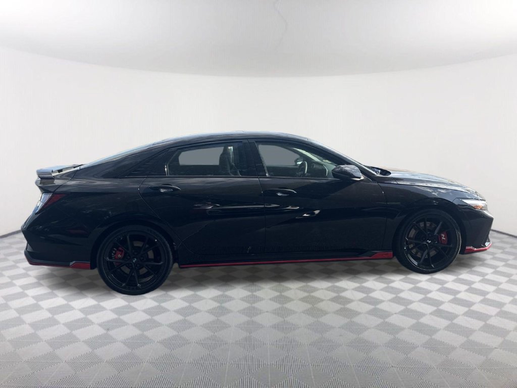 New 2026 Hyundai Elantra N FWD image 4