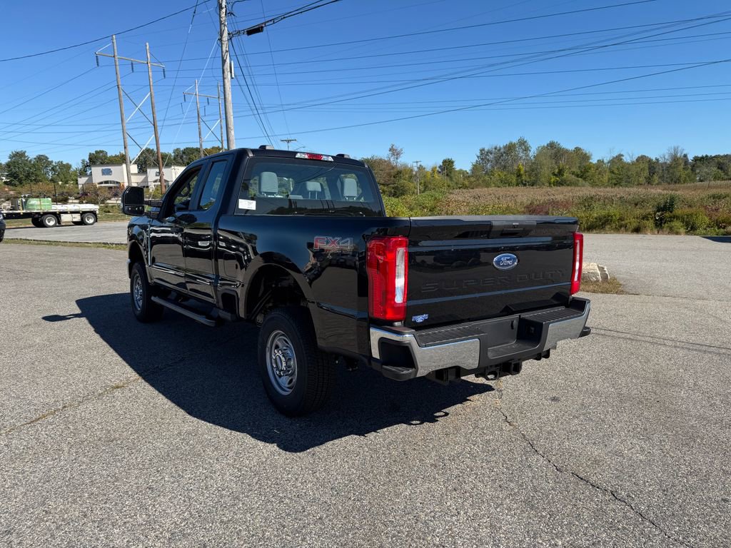 New 2026 Ford F250 XL w/ FX4 Off-Road Package image 14