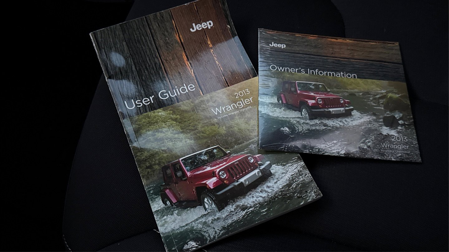 Used 2013 Jeep Wrangler Unlimited Sahara w/ Connectivity Group image 17