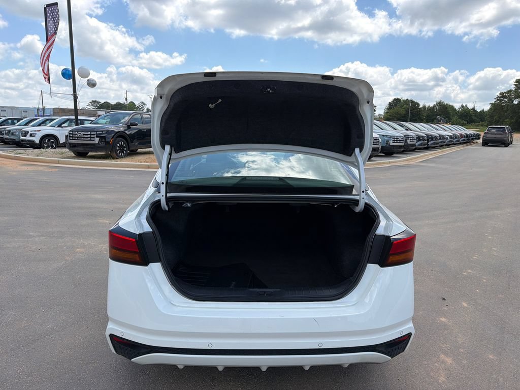 Used 2025 Nissan Altima 2.5 SV FWD image 18