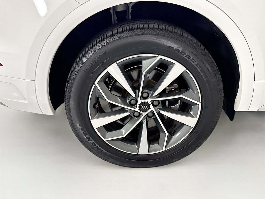 Certified 2023 Audi Q5 2.0T Premium Plus w/ Premium Plus Package AWD/4WD image 32