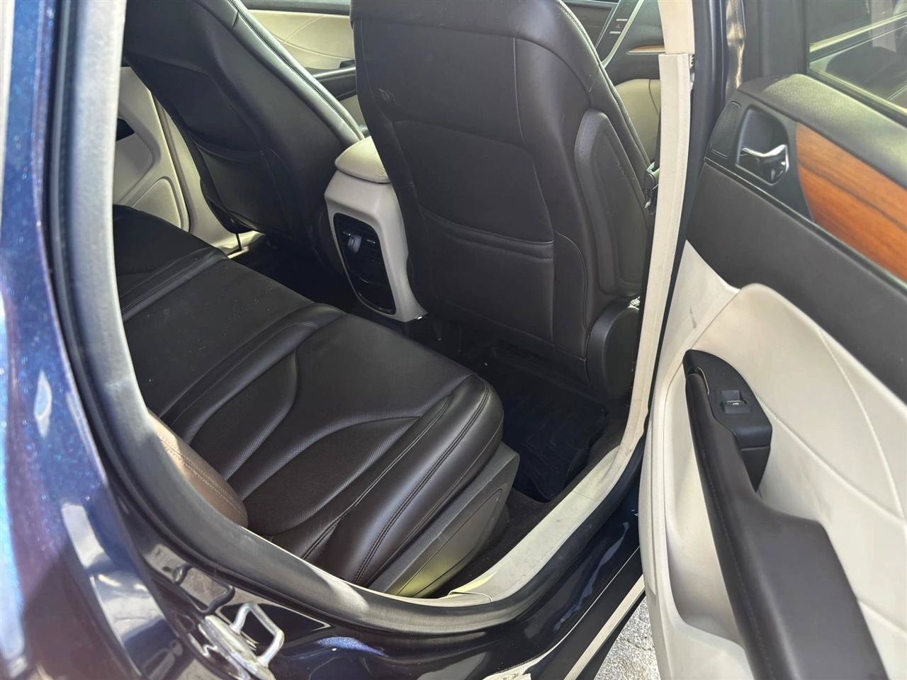 Used 2015 Lincoln MKC AWD w/ Equipment Group 102A Reserve image 12