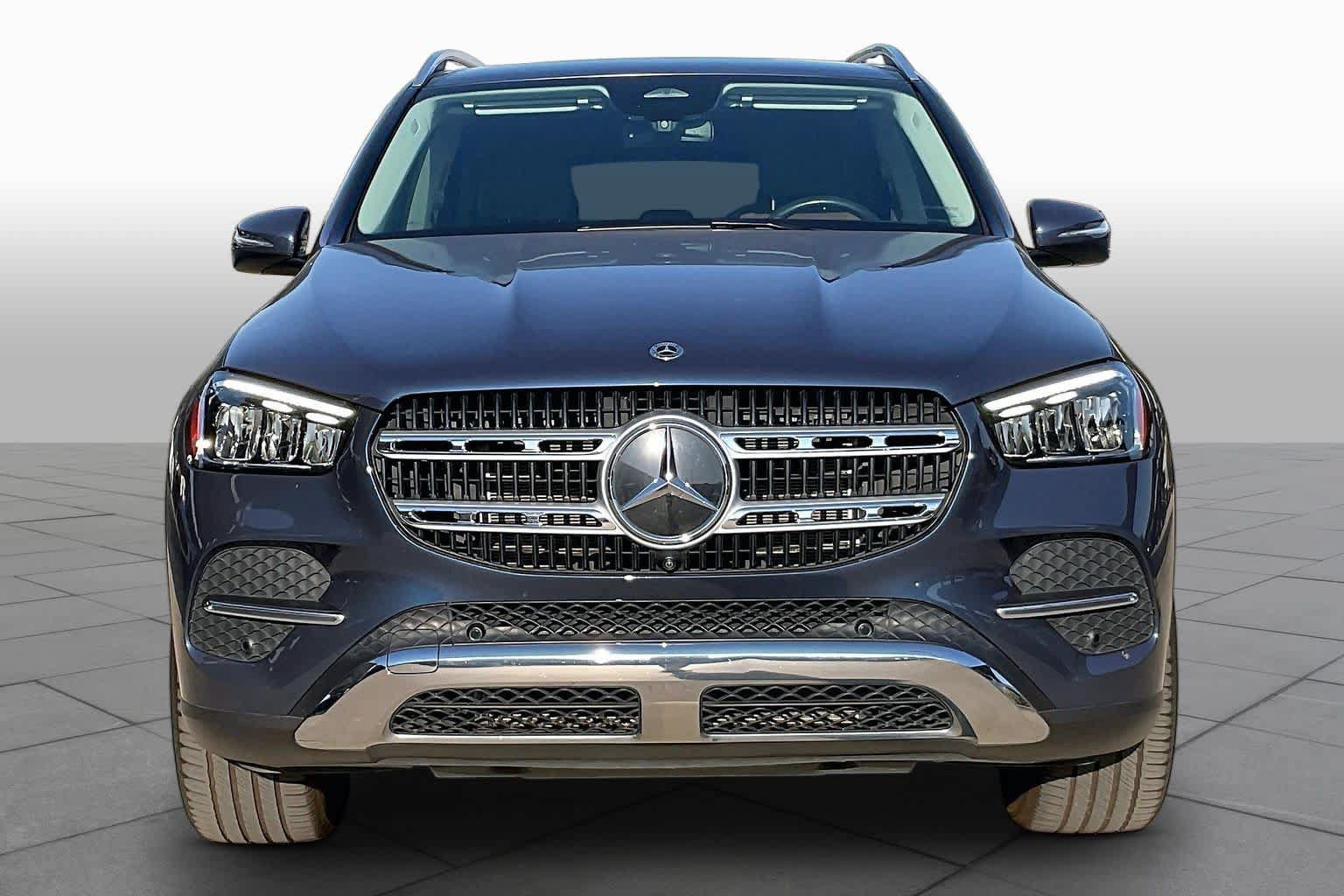 Used 2025 Mercedes-Benz GLE 350 4MATIC image 4