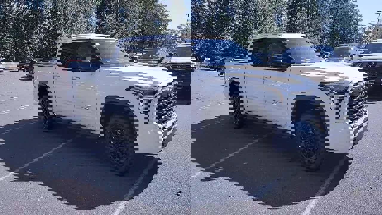 New 2026 Toyota Tundra SR5 image 2