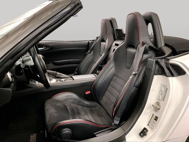 Used 2017 FIAT 124 Spider Abarth RWD image 24