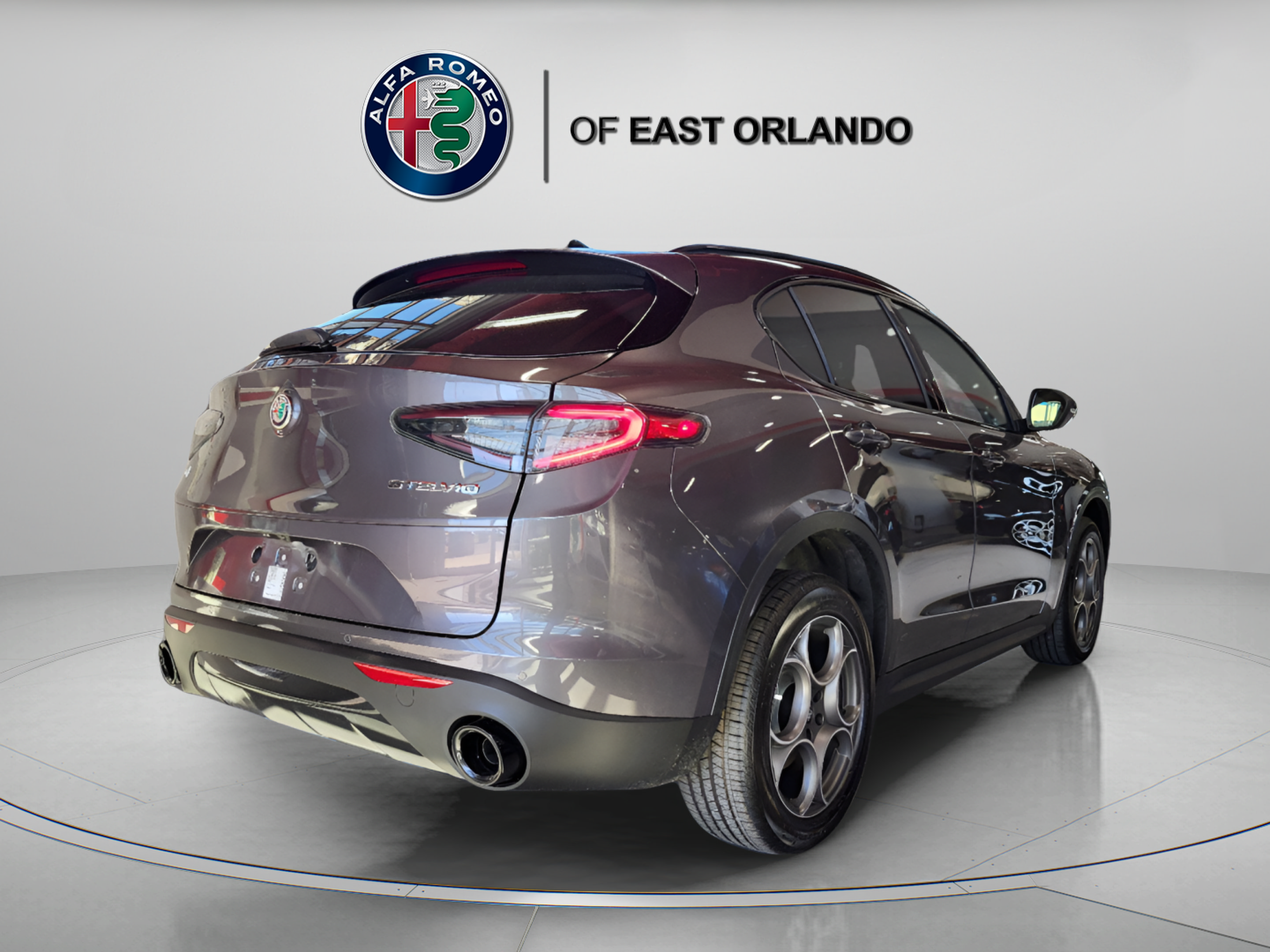 New 2025 Alfa Romeo Stelvio Sprint AWD/4WD image 8