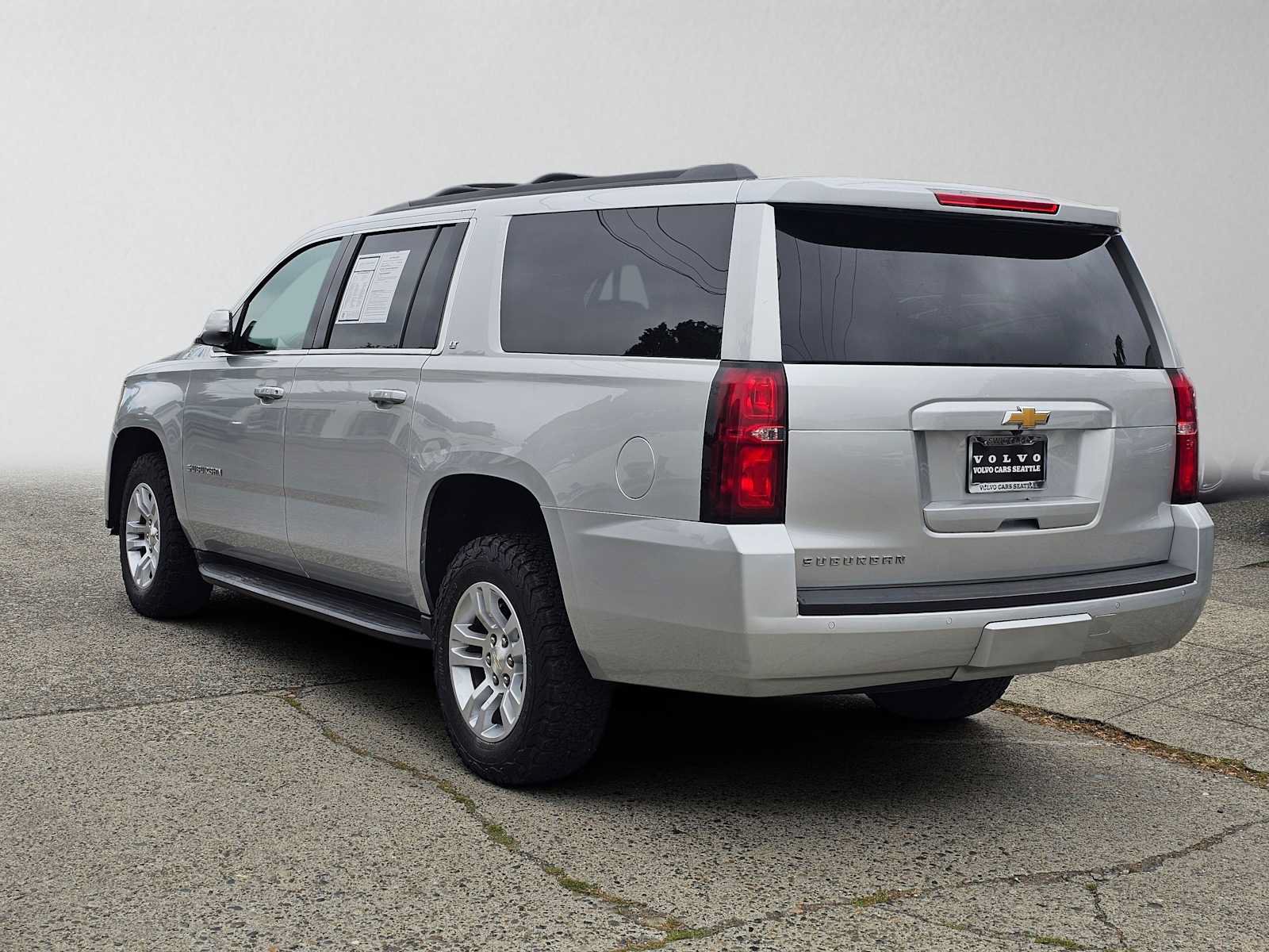 Used 2020 Chevrolet Suburban LT AWD/4WD image 5