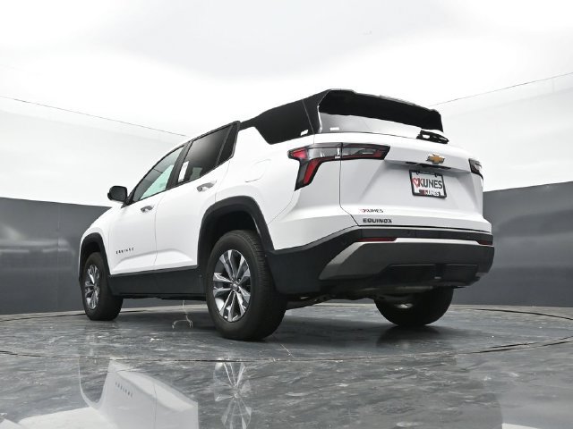 Used 2025 Chevrolet Equinox LT FWD image 61
