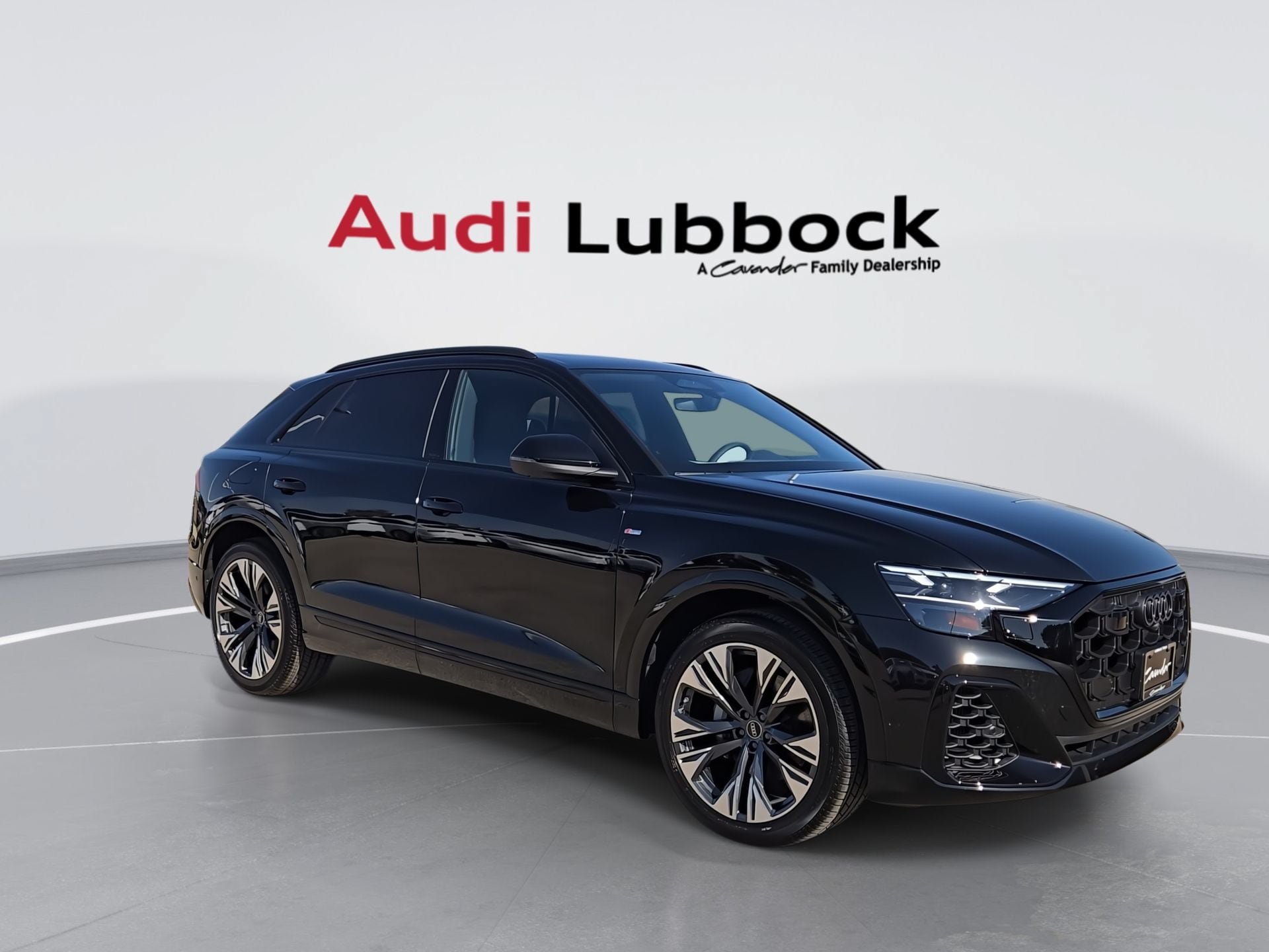 New 2027 Audi Q8 Prestige AWD/4WD image 2