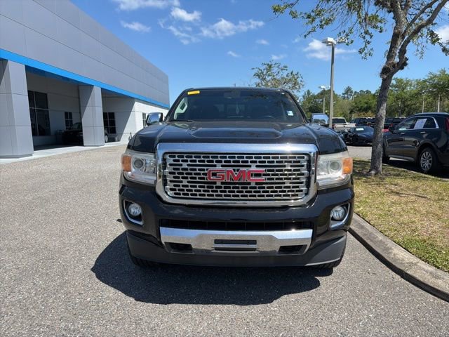 Used 2017 GMC Canyon Denali image 2