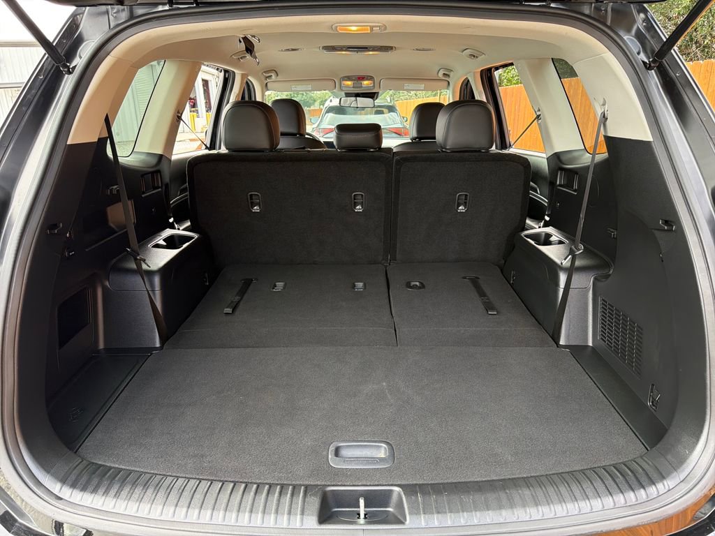 Used 2024 Kia Telluride LX image 35