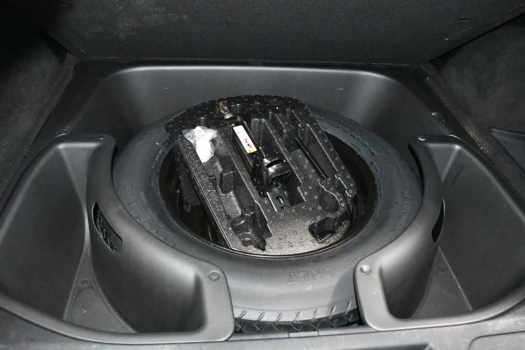 Used 2019 Jeep Grand Cherokee Altitude image 26