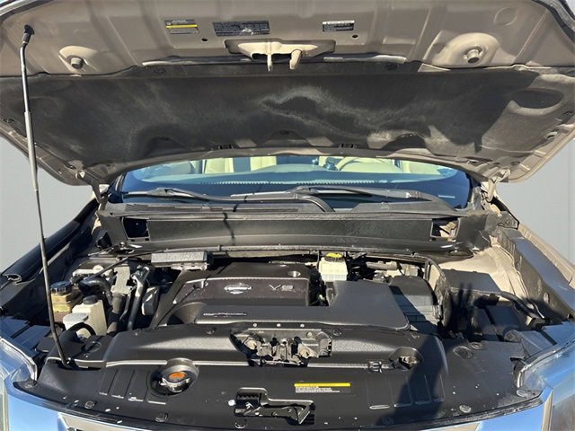 Used 2014 Nissan Pathfinder SL w/ SL Tech Package image 18