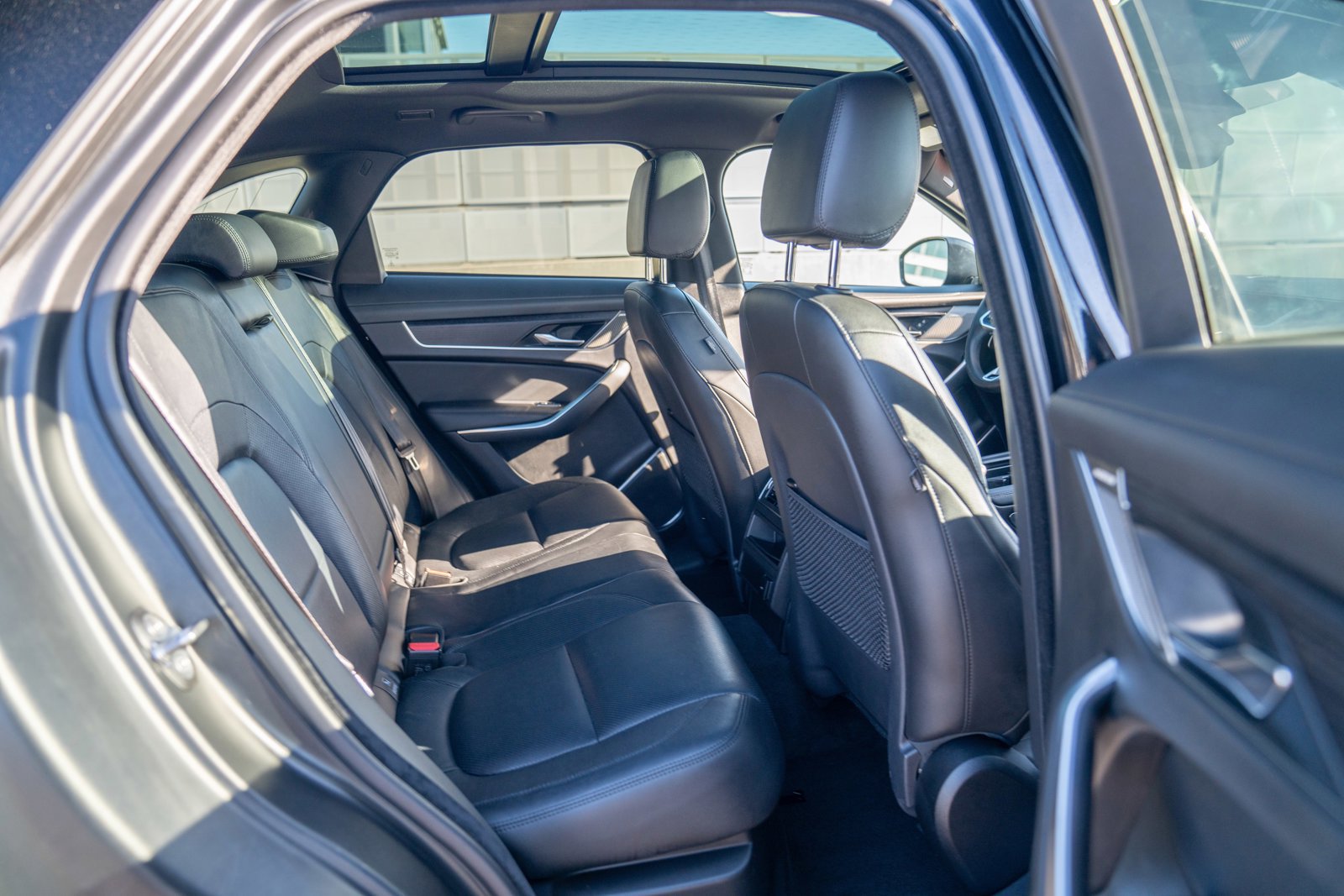Used 2021 Jaguar F-PACE S AWD/4WD image 25