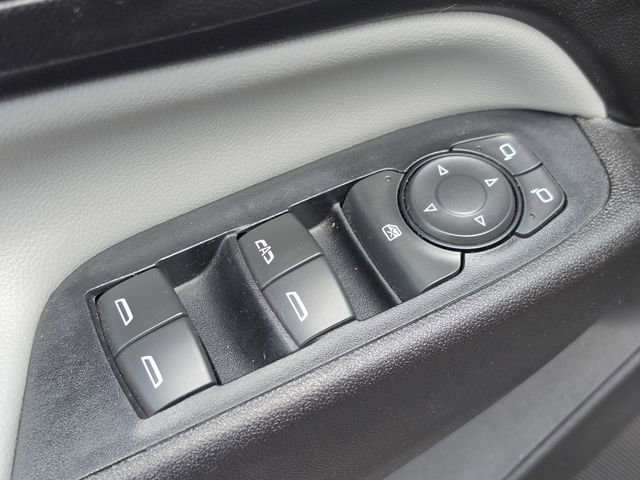 Used 2019 Chevrolet Equinox LS w/ LS Convenience Package FWD image 18