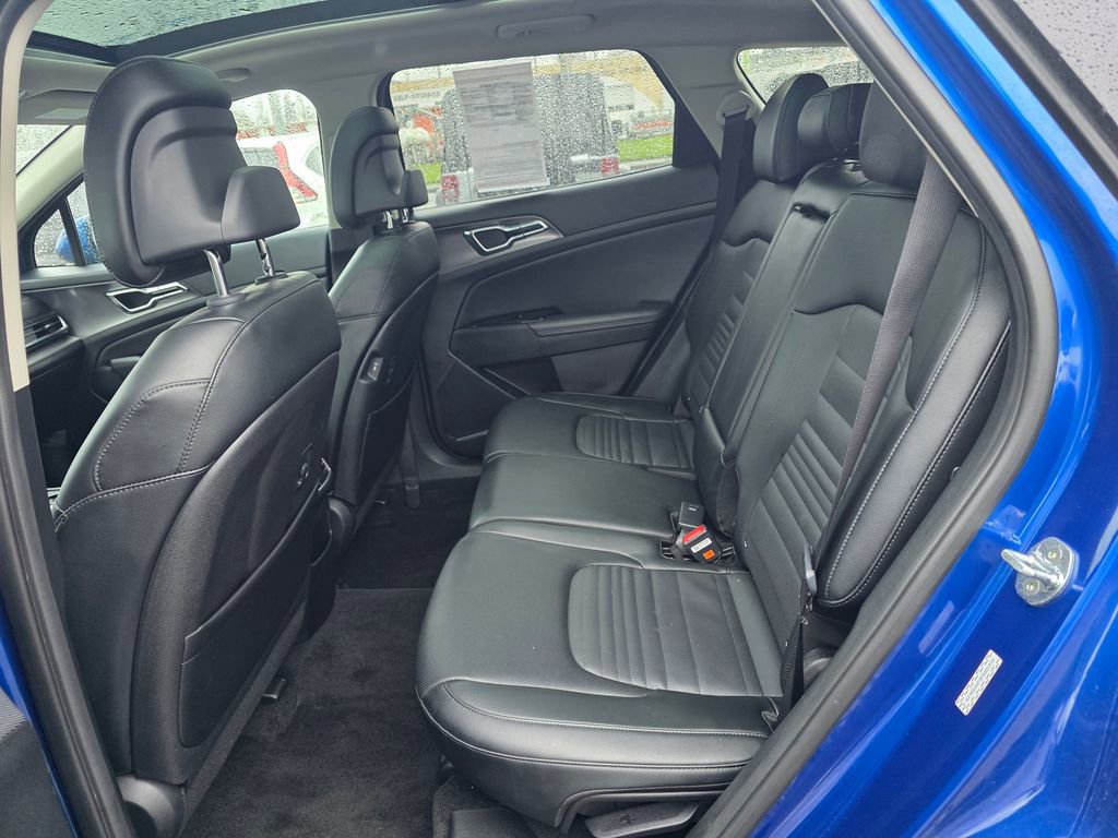 Used 2023 Kia Sportage SX image 11