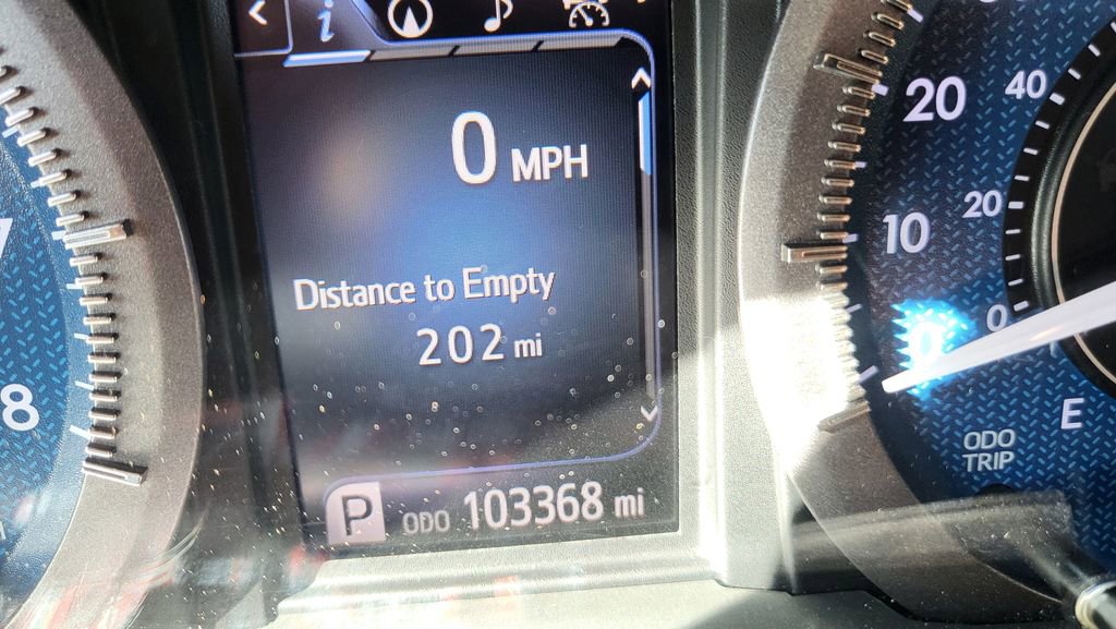 Used 2018 Toyota Sienna XLE w/ XLE Navigation Package image 32