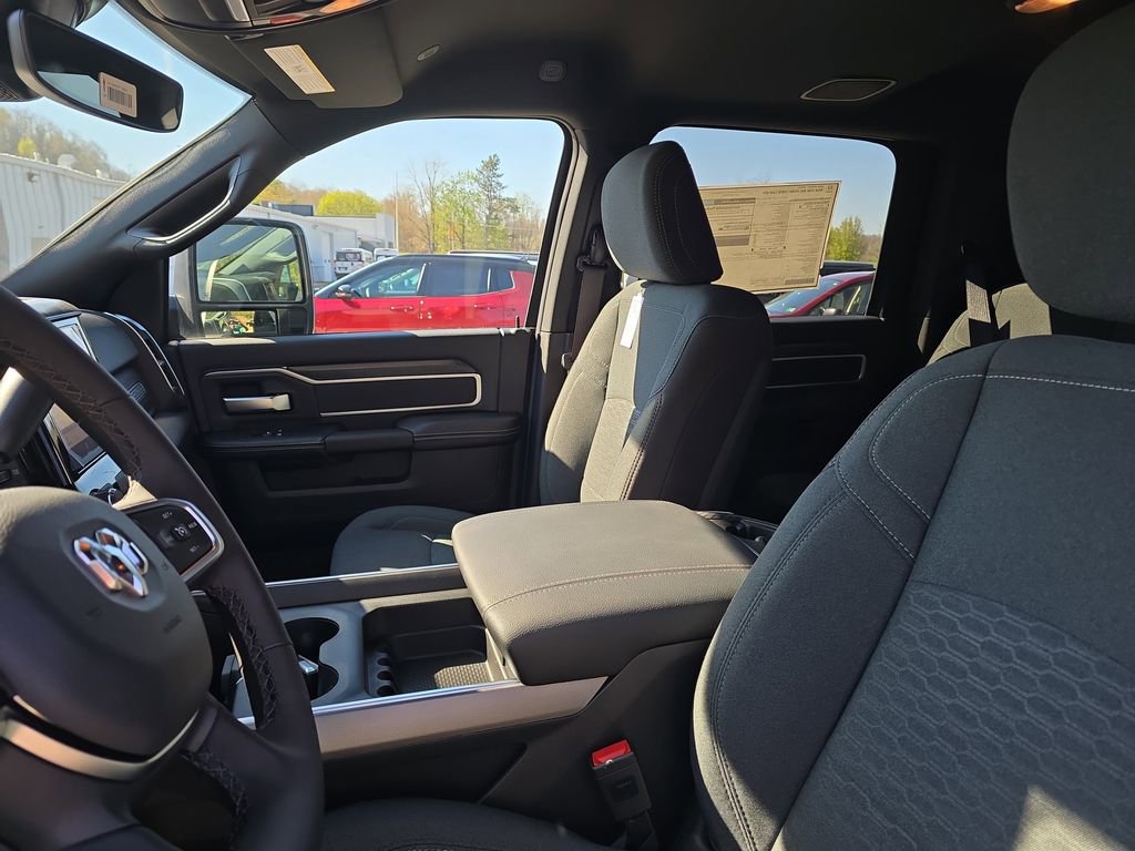 New 2026 RAM 2500 Big Horn AWD/4WD image 11