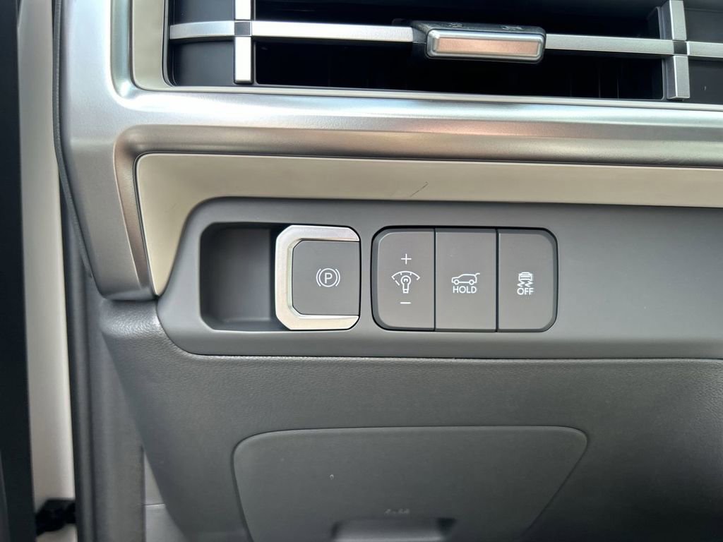 New 2026 Hyundai Santa Fe SE image 25