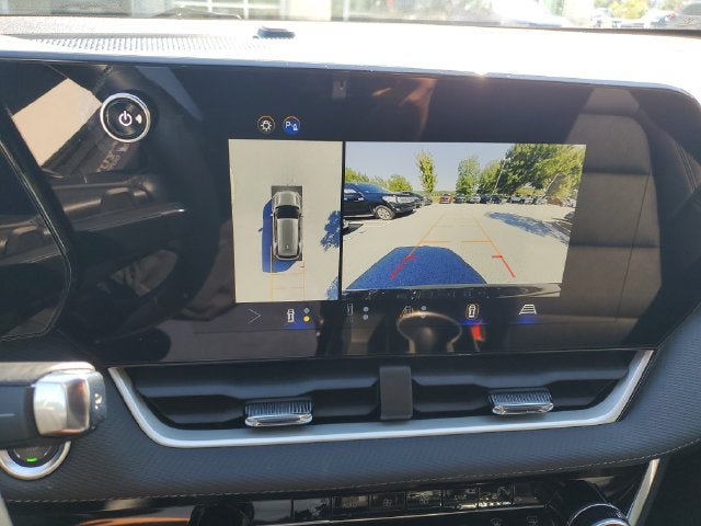 Used 2025 Chevrolet Equinox LT w/ Convenience Package II FWD image 35