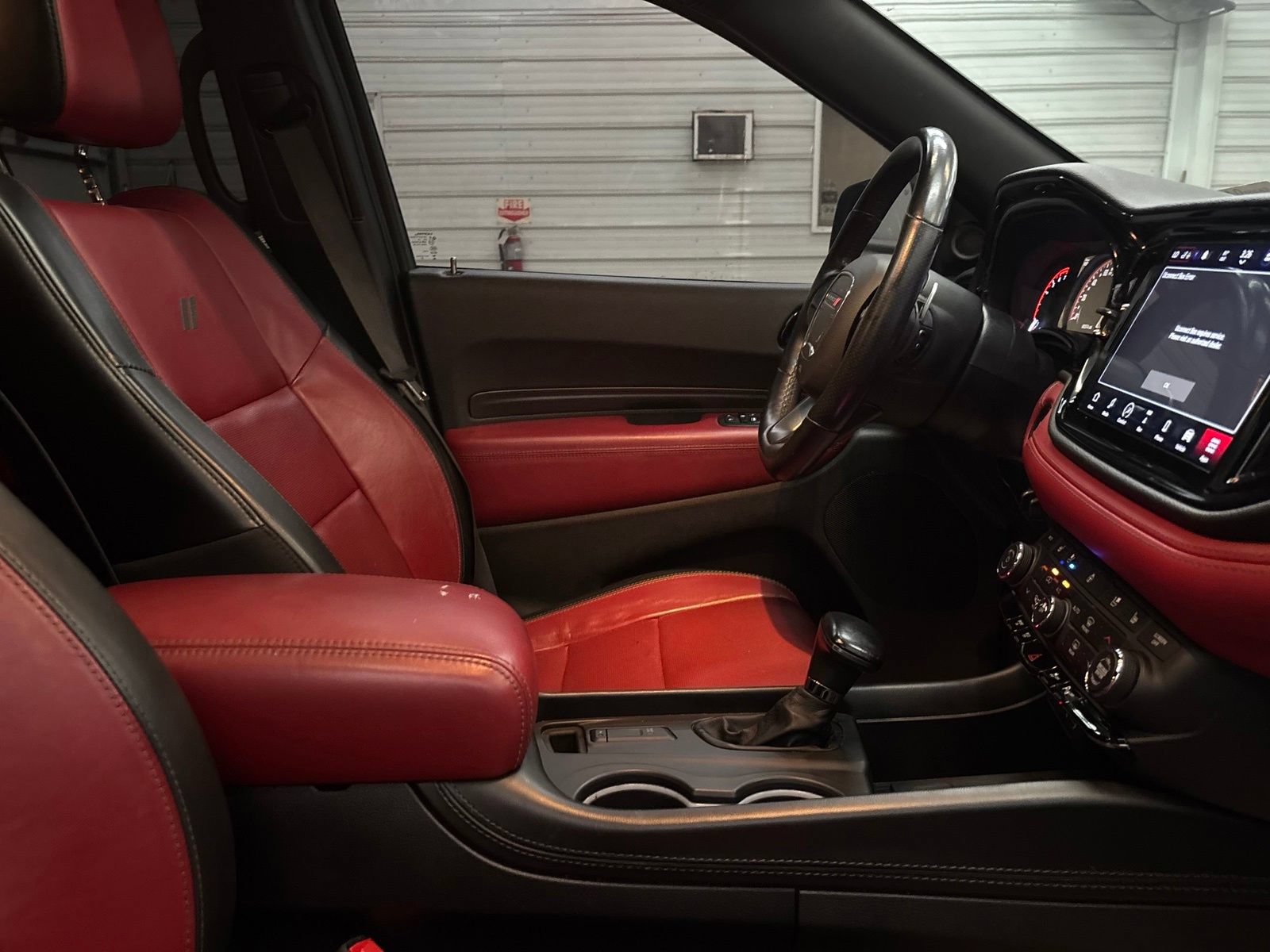Used 2021 Dodge Durango R/T w/ Blacktop Package AWD/4WD image 29