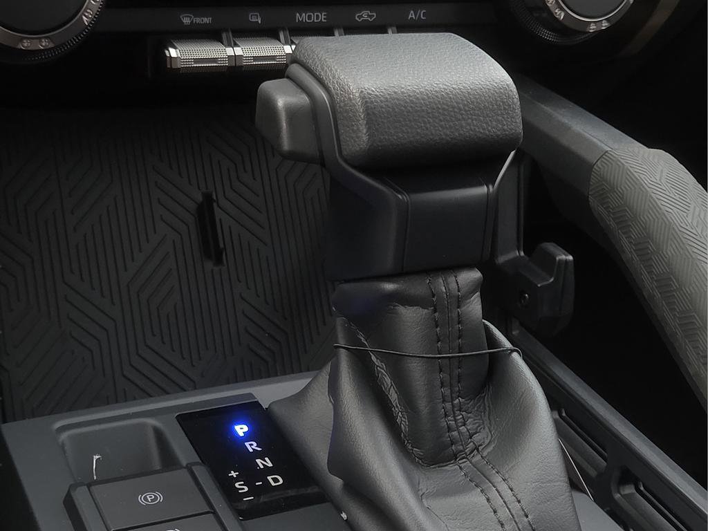 Used 2026 Toyota Tacoma SR image 26