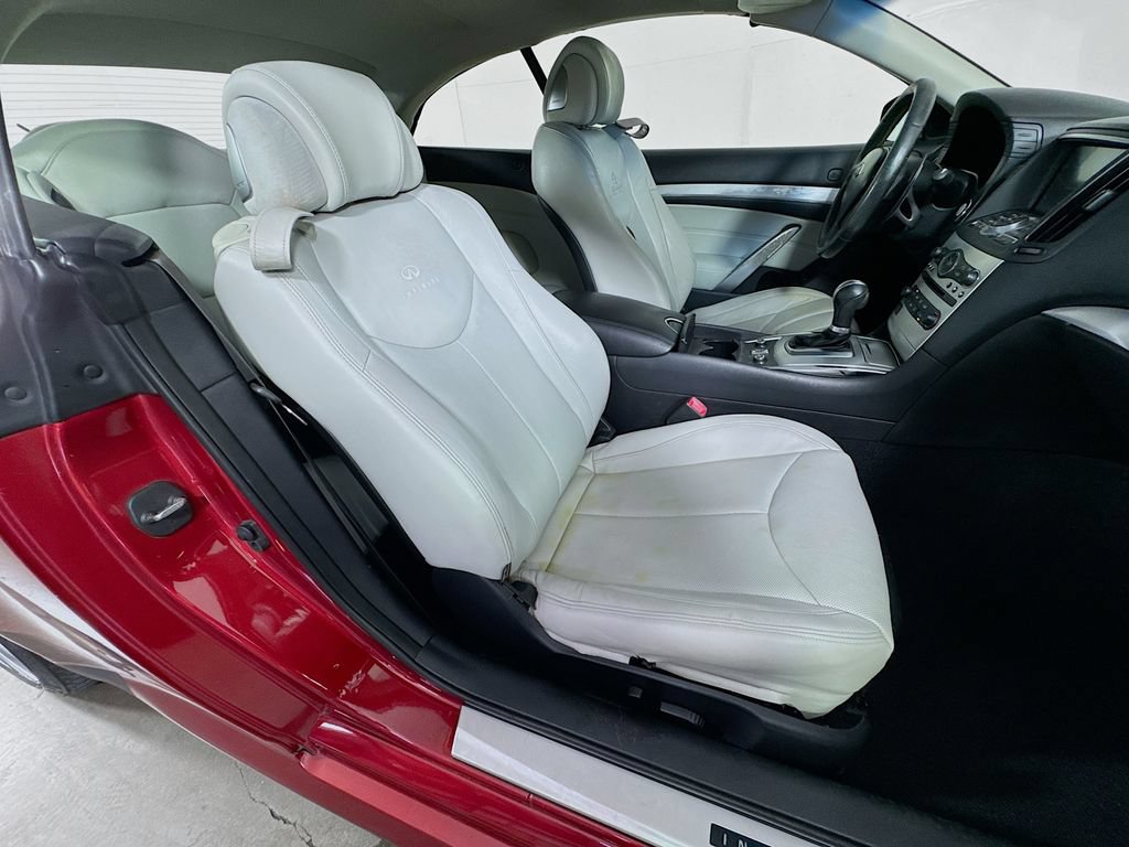 Used 2014 INFINITI Q60 Convertible w/ Premium Package RWD image 35