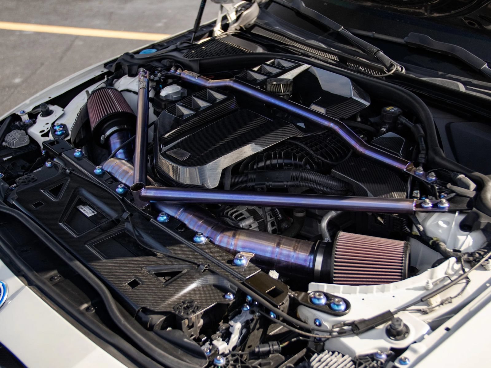 Used 2021 BMW M4 Competition w/ M Carbon Exterior Package RWD image 59
