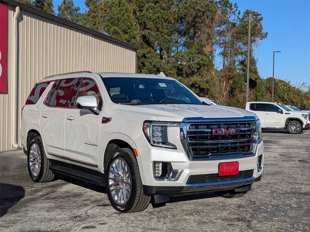 Certified 2023 GMC Yukon SLT w/ SLT Premium Package image 4