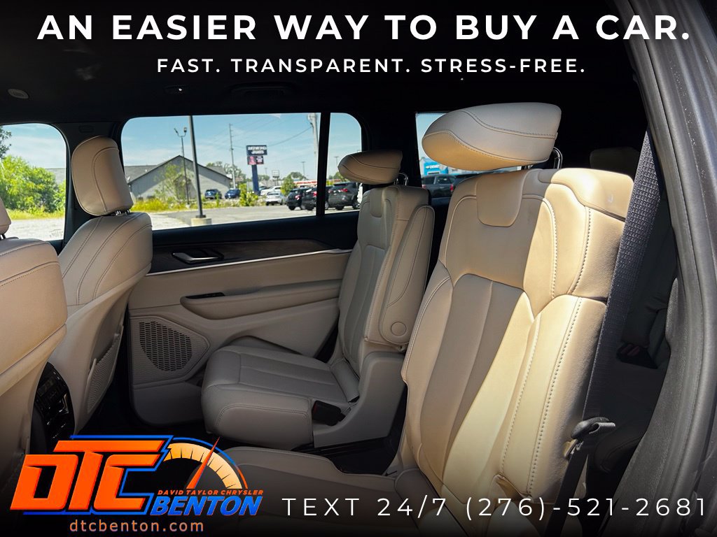 Used 2025 Jeep Grand Cherokee L Limited AWD/4WD image 16